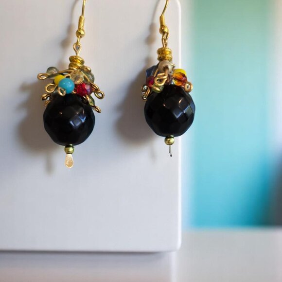 Black facet drop earring with multi color accent beads - Picture 3 of 4